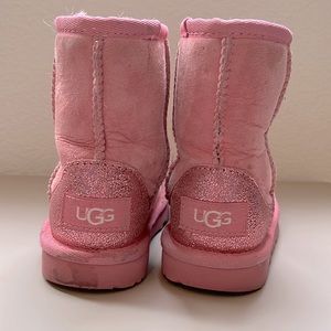 Pink Ugg boots toddler size 7.